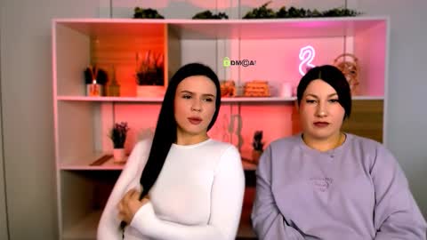 Snapshot of violet_moxi chatting on 12/03/25, 12:25 violet_moxi online show from 12/03/25, 12:25