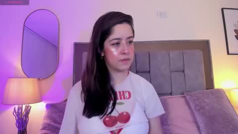 Snapshot of violet_nova1 chatting on 02/17/26, 11:07 Violet Nova online show from 02/17/26, 11:07