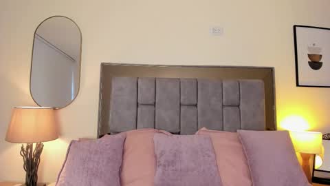 Snapshot of violet_nova1 chatting on 02/23/26, 11:29 Violet Nova online show from 02/23/26, 11:29