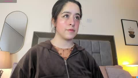 Snapshot of violet_nova1 chatting on 03/13/26, 11:06 Violet Nova online show from 03/13/26, 11:06