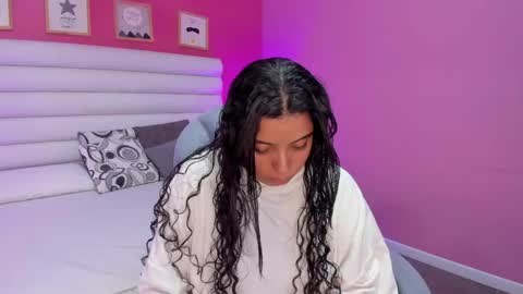 violet_sinclair online show from 04/23/26, 11:31