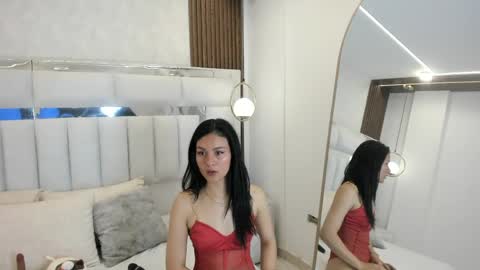 Violet online show from 05/30/26, 04:20