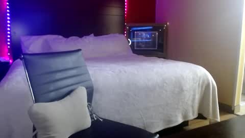 Snapshot of violet_winter97 chatting on 02/22/26, 05:08 violet_winter97 online show from 02/22/26, 05:08