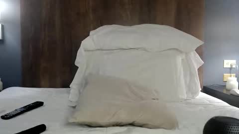 Snapshot of violet_winter97 chatting on 03/13/26, 12:56 violet_winter97 online show from 03/13/26, 12:56