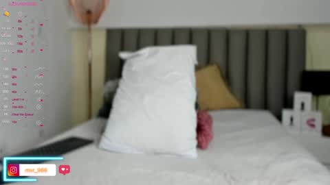 Snapshot of violeta_cs chatting on 02/04/25, 08:28 online show from 02/04/25, 08:28