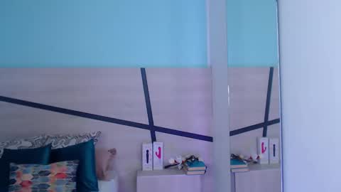 Violeta leon online show from 01/05/25, 06:13