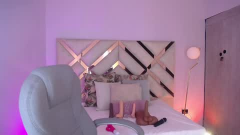 Violeta leon online show from 06/05/26, 09:09