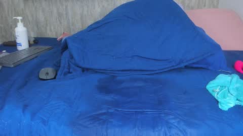 violeta london online show from 02/08/25, 09:13