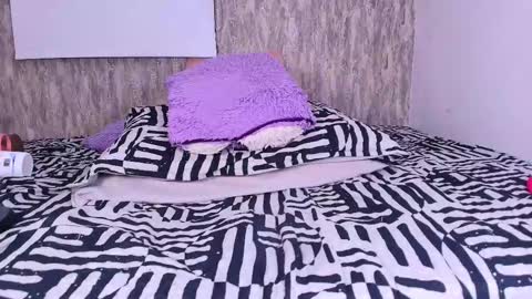 violeta london online show from 02/27/25, 03:04