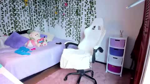 Violeta online show from 12/02/24, 05:37