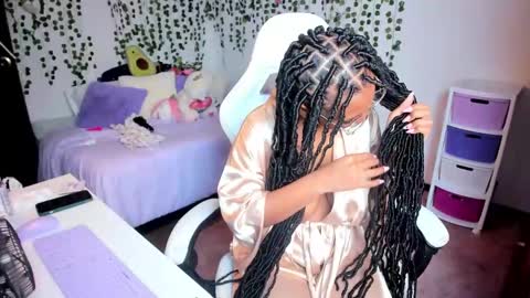 Violeta online show from 12/10/24, 02:50