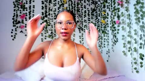 Violeta online show from 02/13/25, 05:44