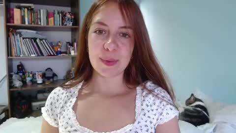 Snapshot of violeta_peter69 chatting on 09/14/25, 09:47 Violeta Peter online show from 09/14/25, 09:47
