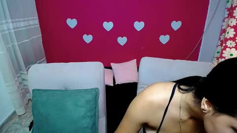 violeta_rouses online show from 05/07/26, 04:12