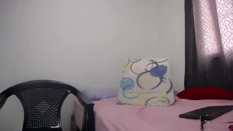 VIOLETA SORACHI  online show from 12/03/25, 03:21