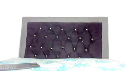 VioletaDums online show from 12/18/25, 03:34