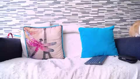 Violeta Gmez online show from 10/29/25, 02:30