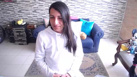 Violeta Gmez online show from 05/03/26, 03:40