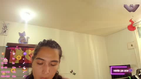 Snapshot of violetalee chatting on 01/18/25, 08:19 Jimena online show from 01/18/25, 08:19