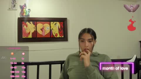 Snapshot of violetalee chatting on 02/07/25, 05:10 Jimena online show from 02/07/25, 05:10