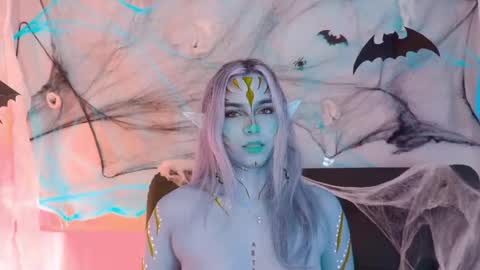 Violeta online show from 10/18/25, 05:03