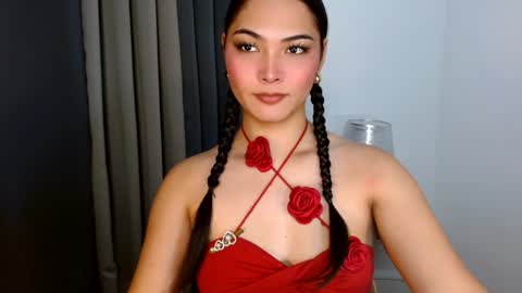 Snapshot of violetasha chatting on 02/08/25, 12:39 violet online show from 02/08/25, 12:39