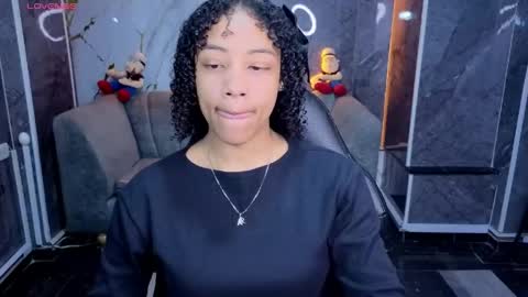 violeth_b online show from 04/13/26, 01:05