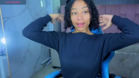 violeth_b online show from 06/20/26, 01:03