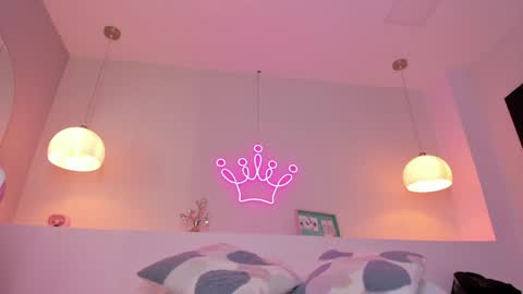 Violeth Hill online show from 01/30/25, 11:02