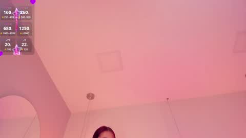 Violeth Hill online show from 10/26/25, 07:09