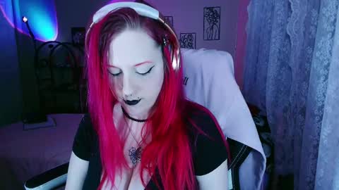 Snapshot of violetoctober chatting on 09/27/25, 09:36 Violet October online show from 09/27/25, 09:36