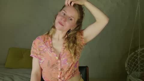 Snapshot of violetplath chatting on 06/14/26, 12:41 Violet next stream December 6 online show from 06/14/26, 12:41