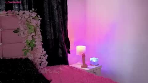   online show from 05/09/26, 06:57