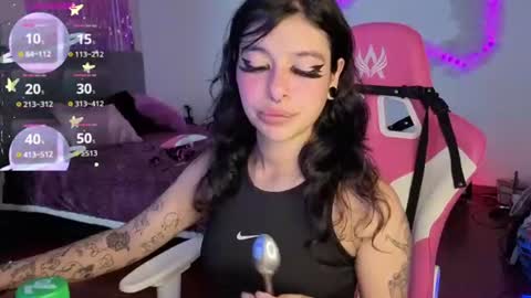   online show from 06/17/26, 07:15