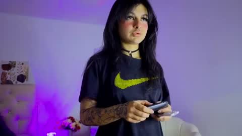   online show from 06/24/26, 07:02