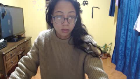 Violet777  online show from 10/16/25, 08:48