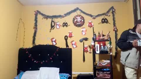 Violet777  online show from 12/16/25, 07:57