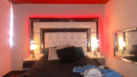 violetskinny online show from 01/30/25, 07:04