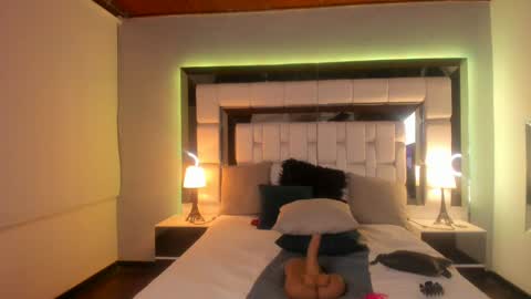 violetskinny online show from 02/11/25, 01:52