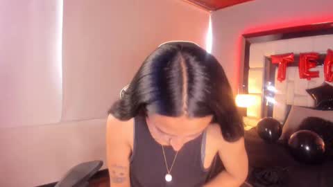 violetskinny online show from 02/18/25, 06:58