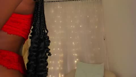 violett23_ online show from 11/22/25, 03:38