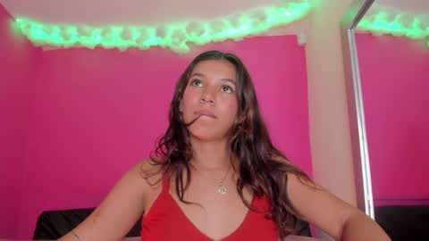 violett_24_ online show from 02/28/25, 06:31