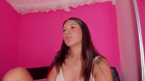 violett_24_ online show from 03/06/25, 03:35