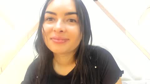 Snapshot of violett_bliss chatting on 06/30/26, 02:56 violett_bliss online show from 06/30/26, 02:56