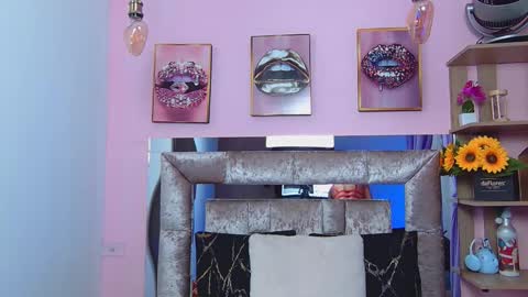 Snapshot of violett_froz chatting on 01/06/26, 07:17 Violeta froz online show from 01/06/26, 07:17