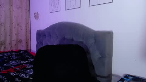 violett  Independent model online show from 02/23/25, 02:29