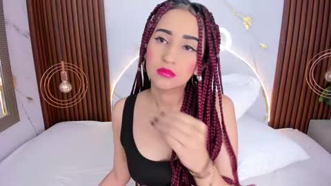 Violett  online show from 10/04/25, 12:03