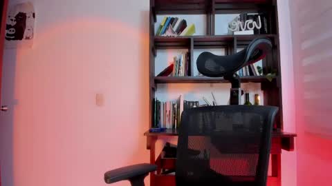 Snapshot of violett_red chatting on 05/01/26, 10:14 Violeta online show from 05/01/26, 10:14