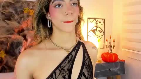 Snapshot of violetta_ficher chatting on 10/06/25, 02:09 Violetta Ficher online show from 10/06/25, 02:09