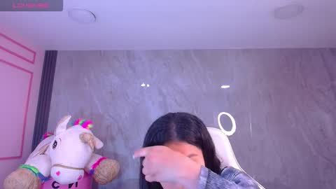 Violetta  online show from 10/16/25, 03:18